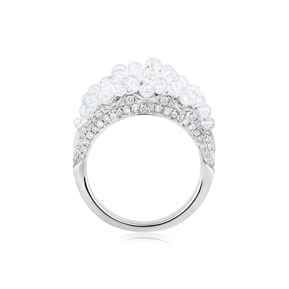 Wide Cluster Ring With Diamond In 18K White Gold