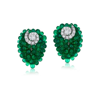 Small Cluster Around Swirl Earrings With Emerald And Diamond In 18K White Gold