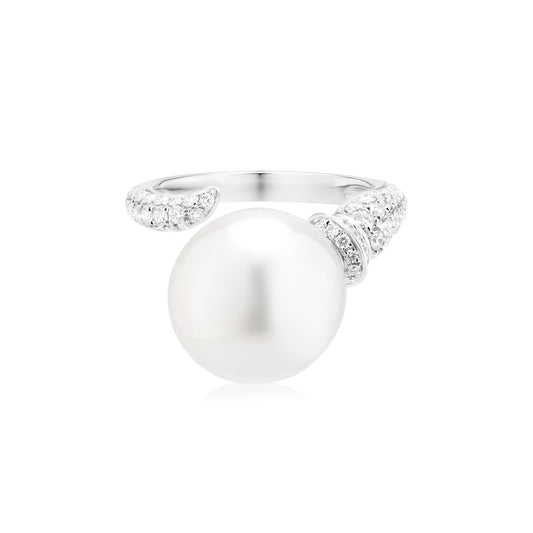 Ring With Pearl And Diamond 18K White Gold